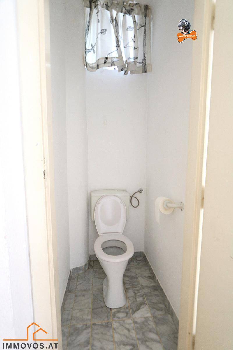 sep. WC mit Marmorboden