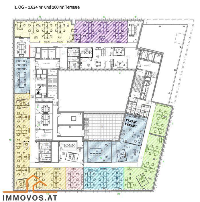 Farbiger Grundrissplan eines Bürogeschosses mit gekennzeichneten Bereichen und einer großen Terrasse.