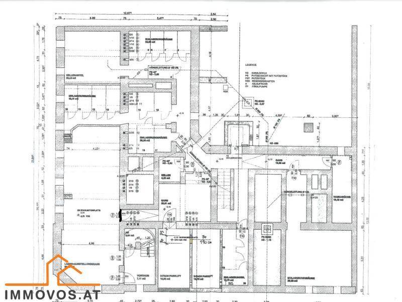 Detaillierter Grundrissplan mit verschiedenen Räumen und technischen Installationen.