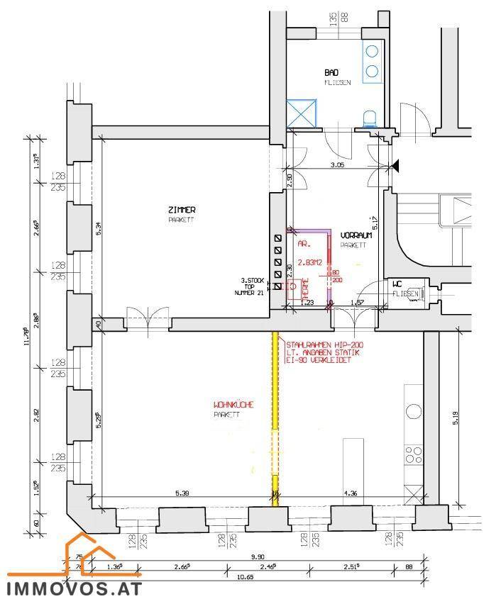 Grundrissplan der Wohnung mit Zimmern, Bad, WC und offener Wohnküche.
