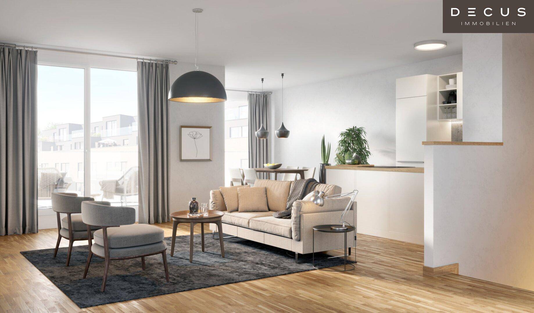Heller, offener Wohnbereich mit modernem Sofa, Holzboden und großen Fenstern.