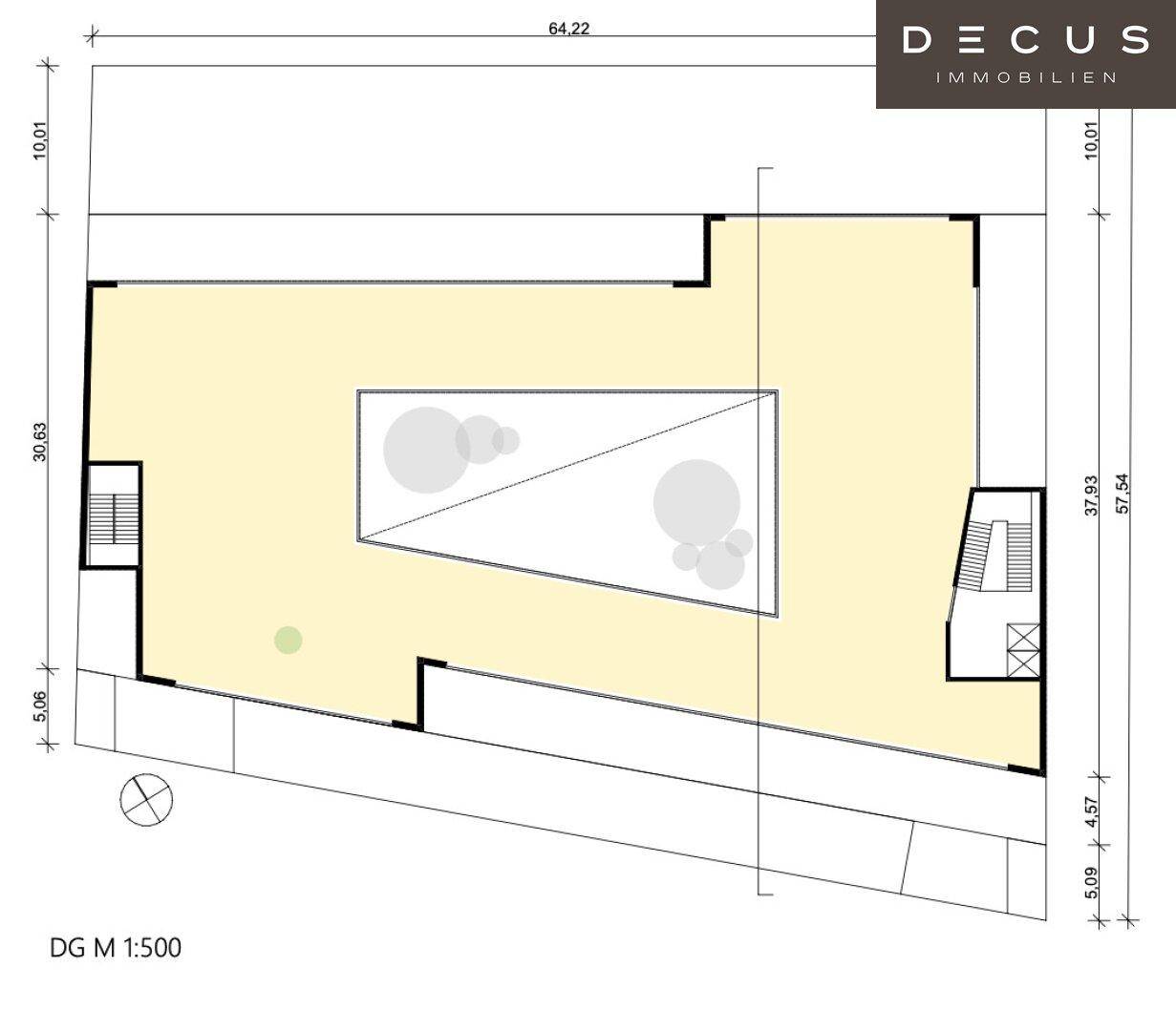 Grundriss des Dachgeschosses mit einer großen Dachterrasse, bepflanzten Bereichen und Zugang zu den Treppenhäusern.