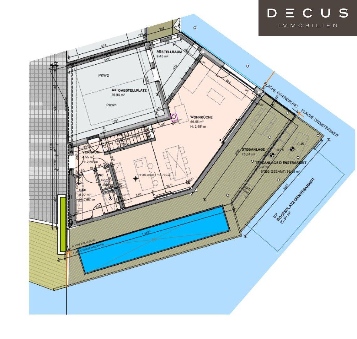 Grundriss des Erdgeschosses mit Wohnküche, Abstellraum und zwei Autoabstellplätzen.