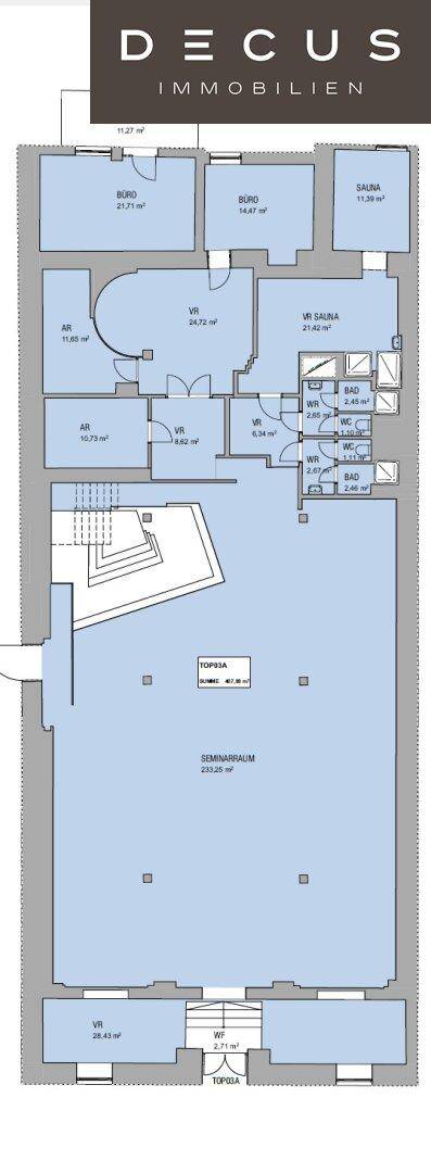 Detaillierter Grundriss mit verschiedenen Büroräumen, Sauna und einem großen Zimmerraum.