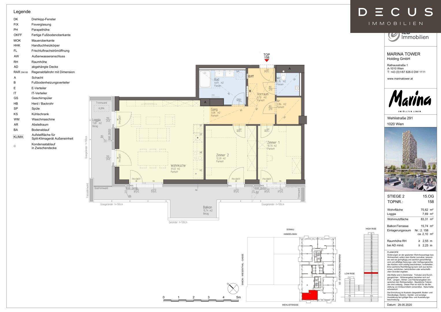 Detaillierter Grundriss einer Wohnung mit drei Zimmern, Balkon und Terrasse.