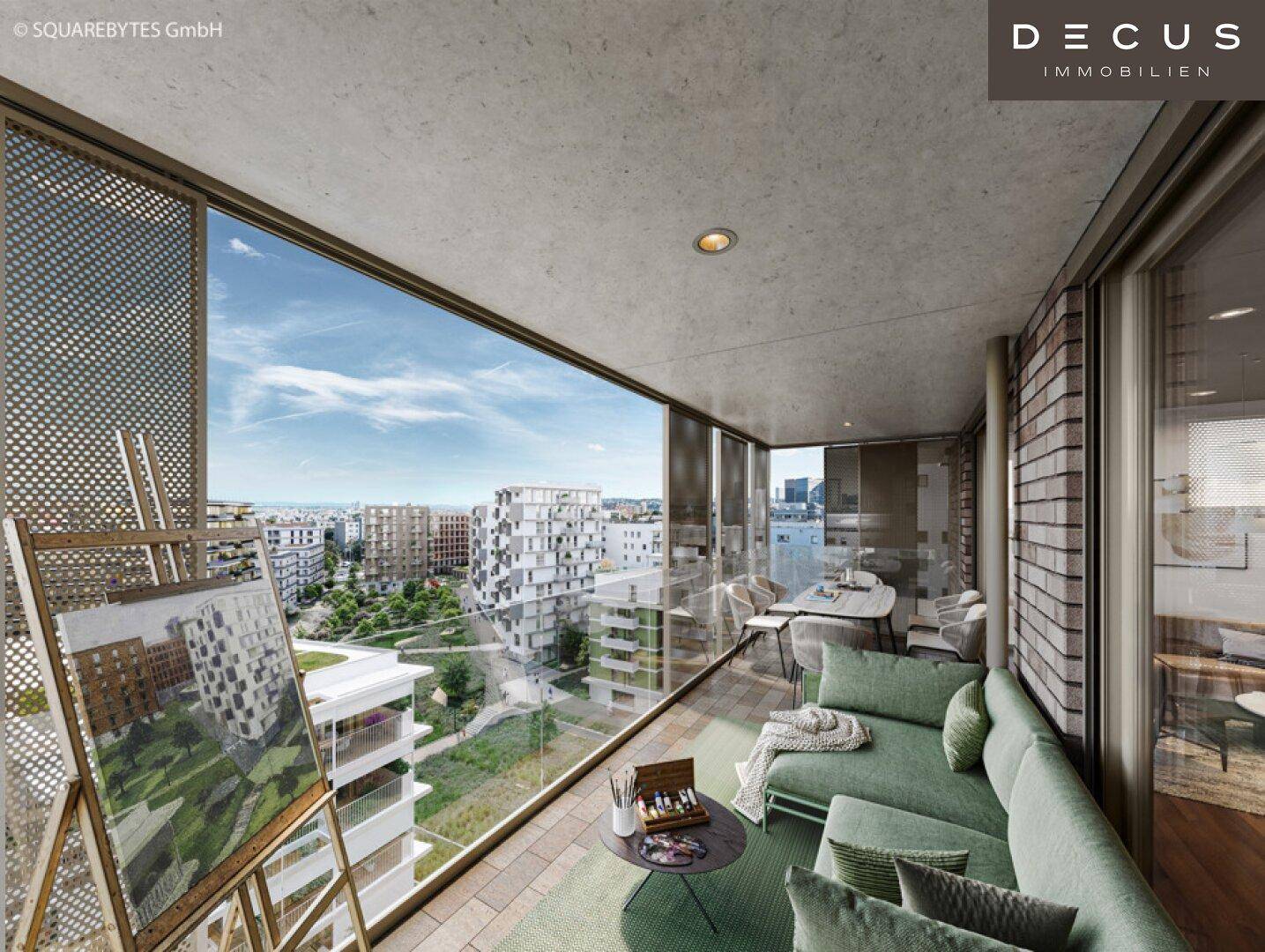 Geräumiger Balkon mit gemütlicher Sitzgelegenheit und weitem Blick über die Stadt.