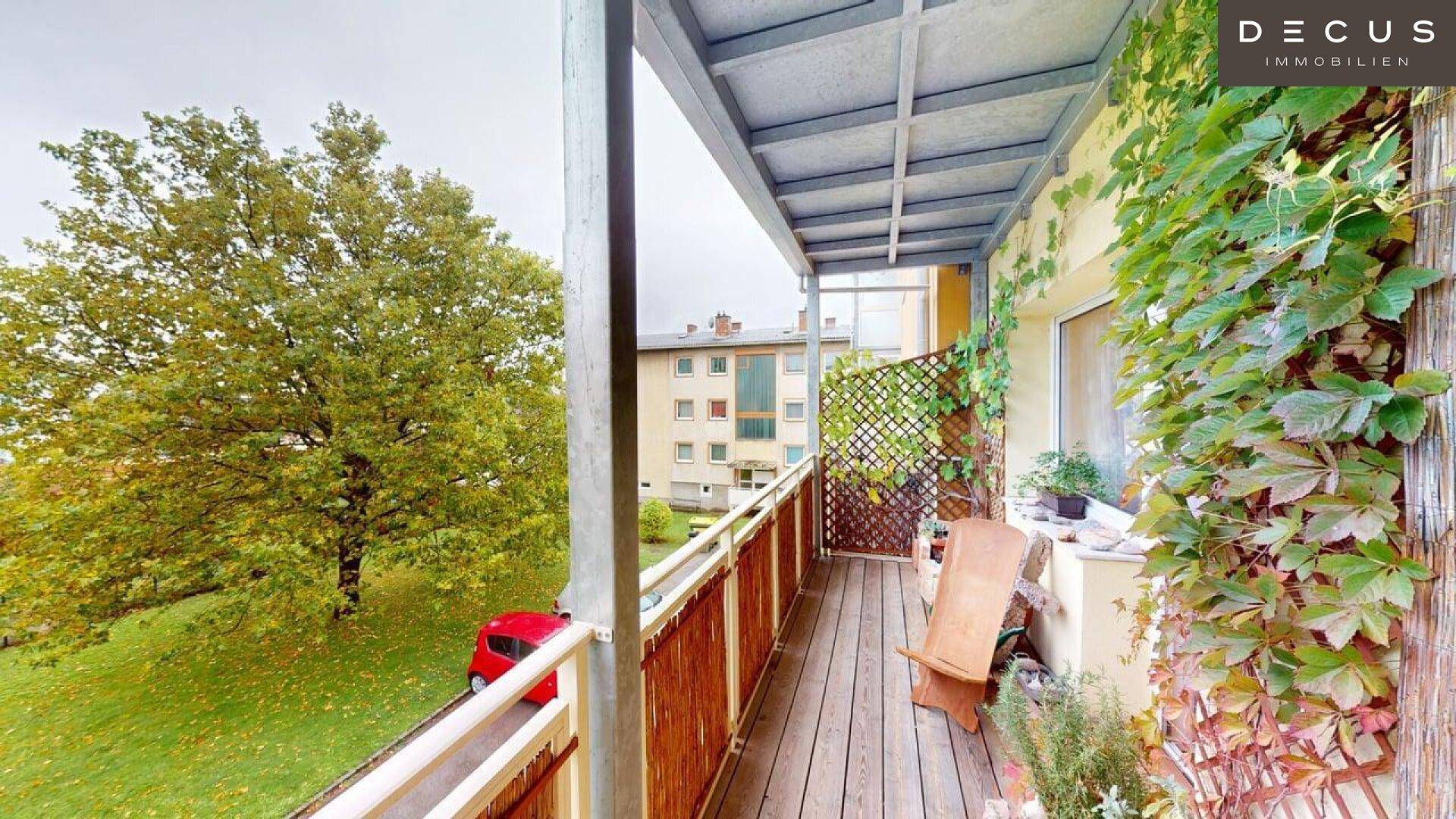 gartenseitiger Balkon
