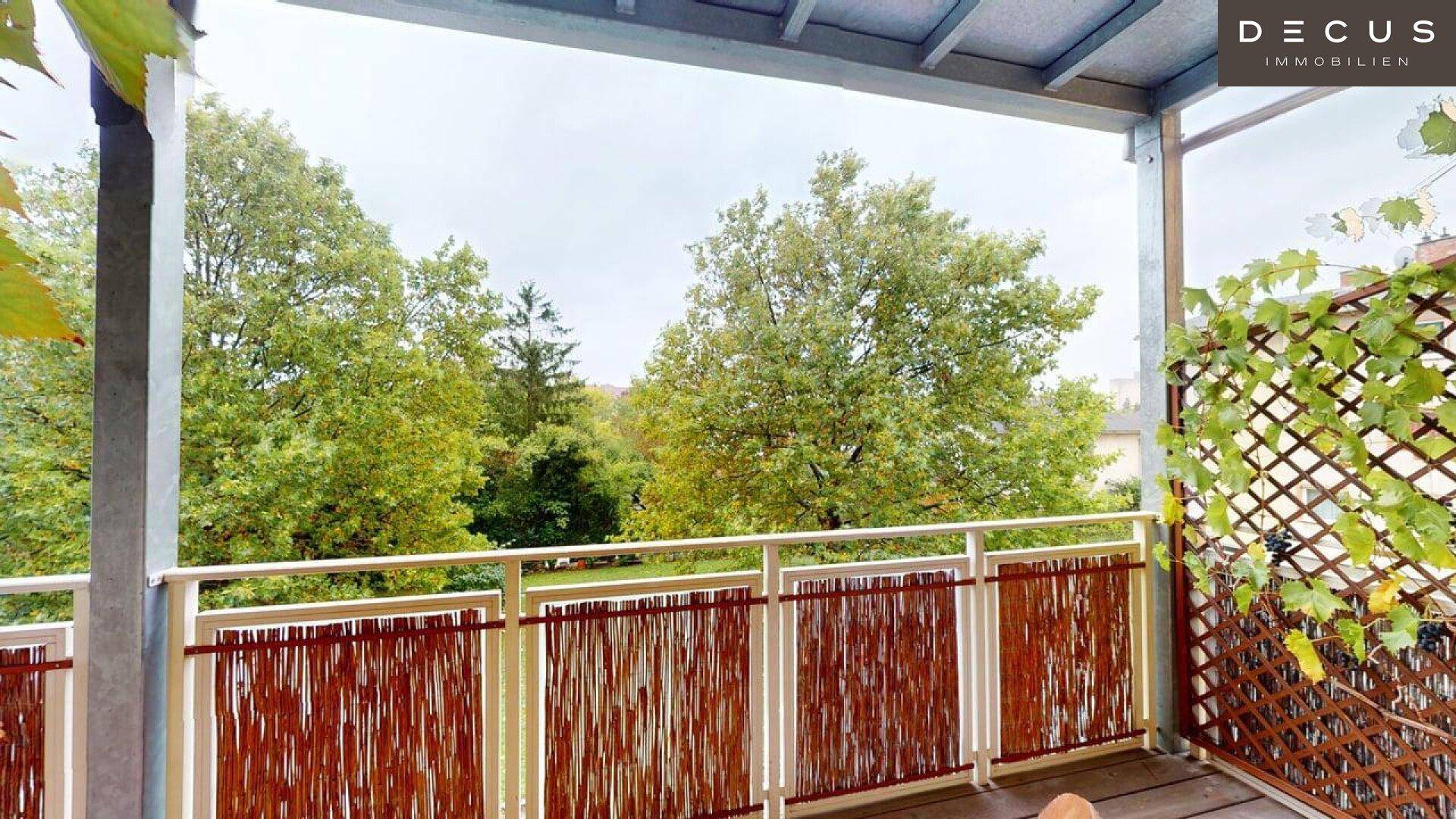 gartenseitiger Balkon