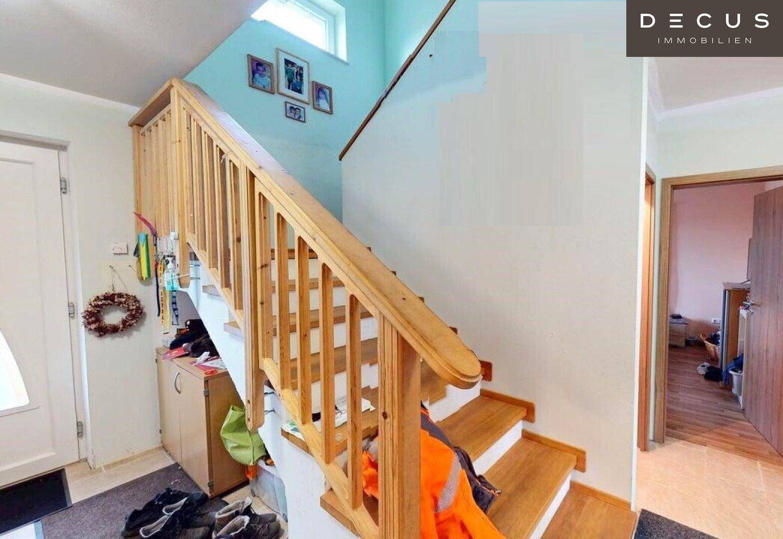 Vorzimmer - Stiegenaufgang