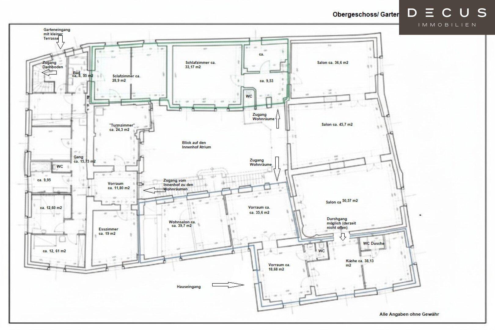 Grundriss des Obergeschosses mit mehreren Schlafzimmern, Salons, Küche und offenem Wohnbereich.