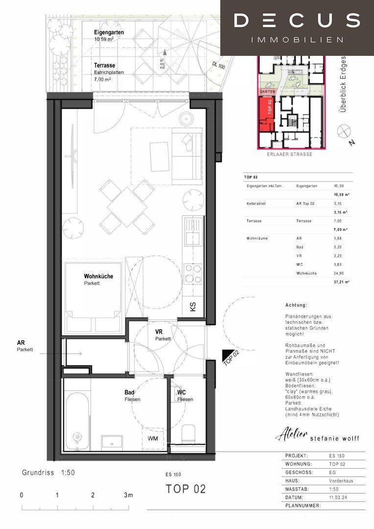 Detaillierter Grundriss der Wohnung "TOP 02" mit Wohnküche, Bad und Terrasse.