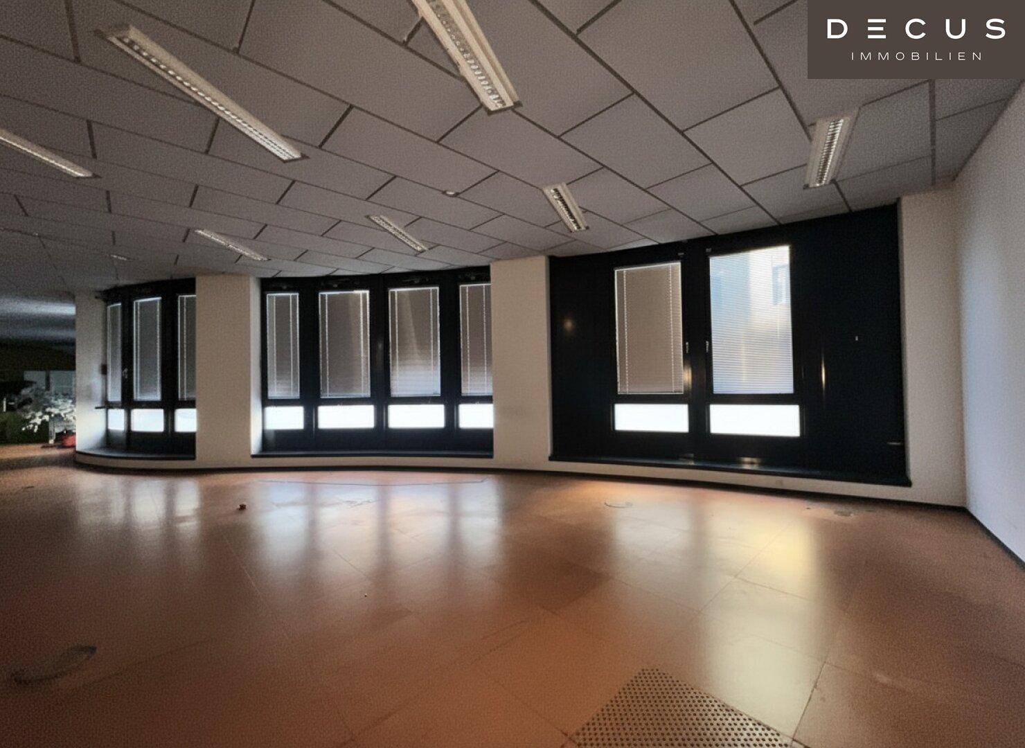 | Town Town | CB 10 - Moderne Büro-, Geschäfts- &amp; Lagerflächen - Mehr