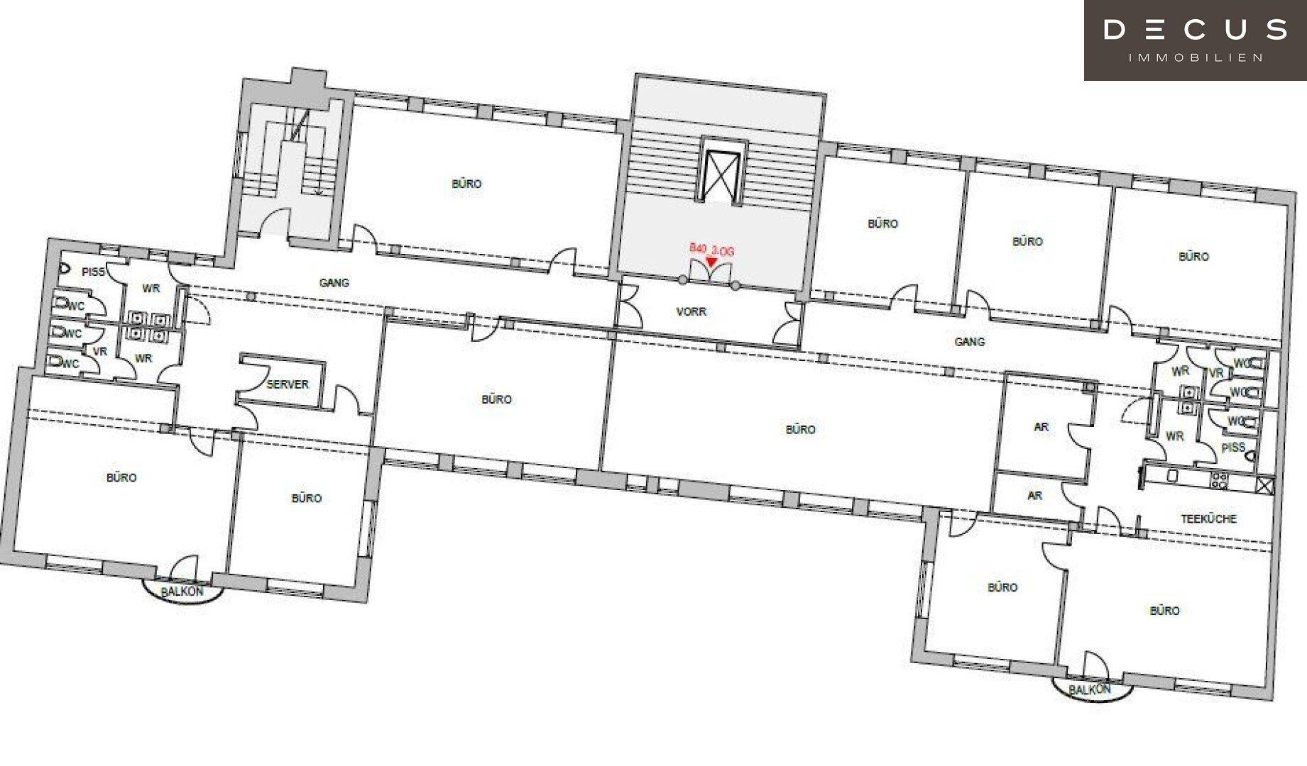 Detaillierter Grundriss mit mehreren Büroräumen, Gängen, Teeküche und zwei Balkonen.