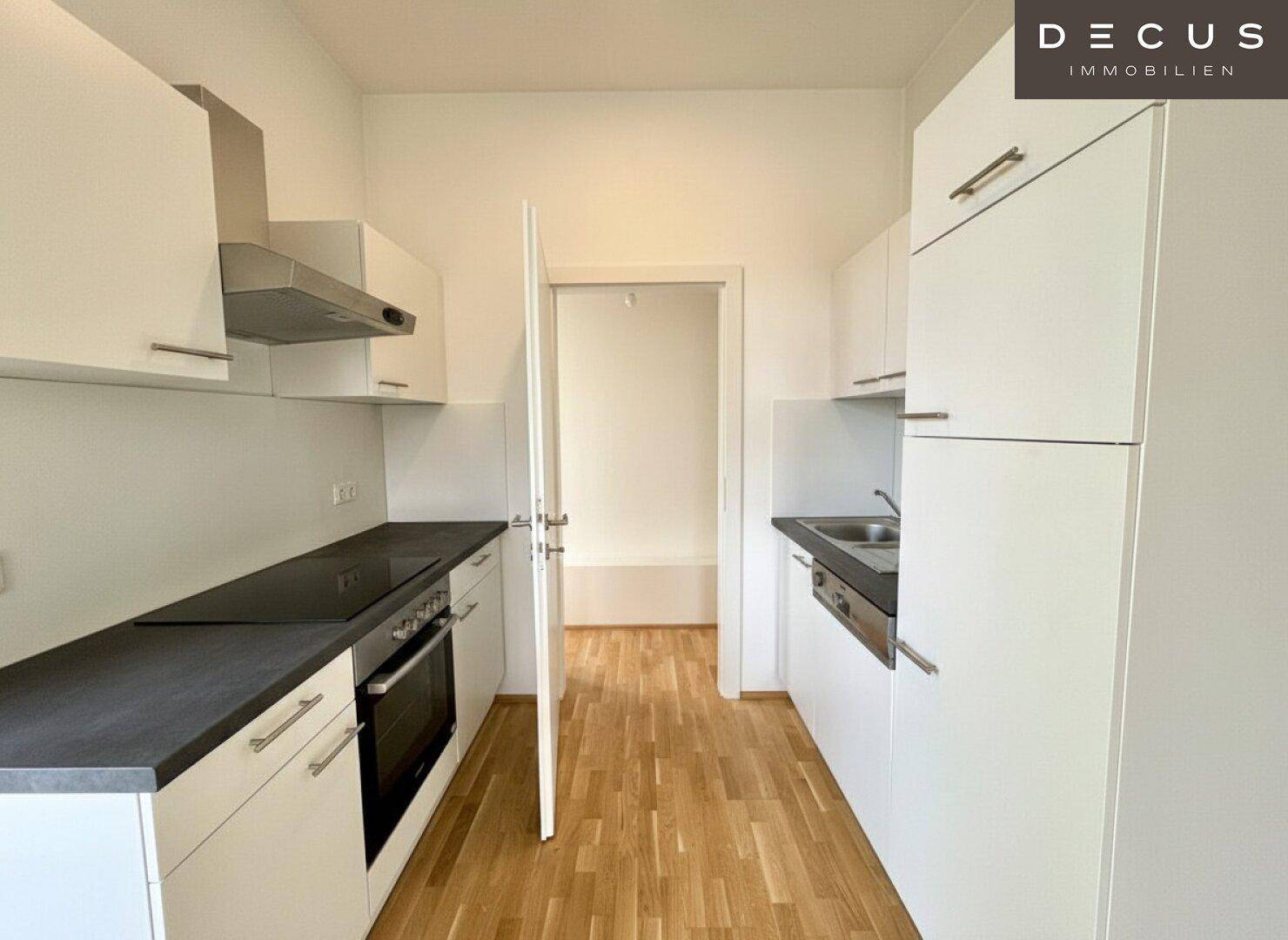 | CHARMANTE 2-ZIMMER WOHNUNG MIT GROSSZÜGIGER SW-TERRASSE | IN WUNDERSCHÖNER ALTBAU-VILLA | HELL &amp; GEMÜTLICH | IDEAL FÜR STUDENTEN, SINGELS ODER PÄRCHEN | NÄHE MED-UNI | TOP LAGE - Ansicht 5