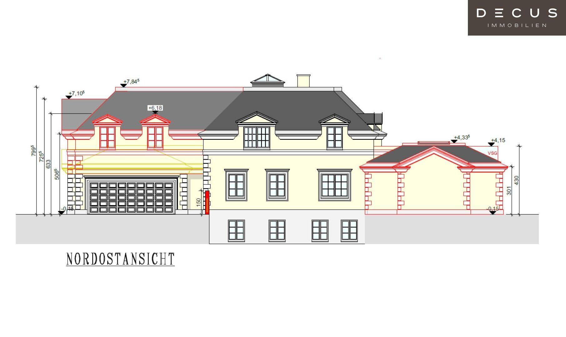 Architektonische Nordostansicht des Hauses mit Garage und mehreren Fenstern.