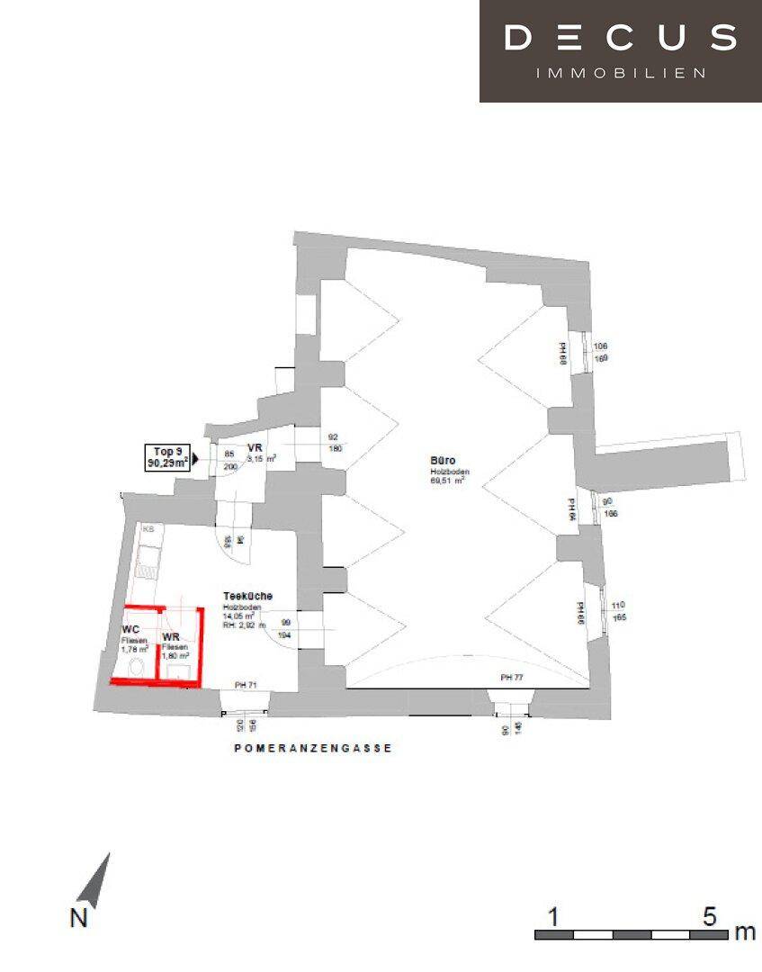 Grundrissplan zeigt die Raumaufteilung mit Teeküche, WC und einem großen Bürobereich.