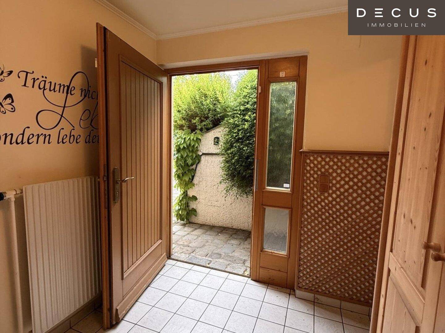 DOPPELHAUS I GRÜNRUHELAGE IM IDYLLISCHEN GARTEN I GARAGE I WALLBOX - Ansicht 4
