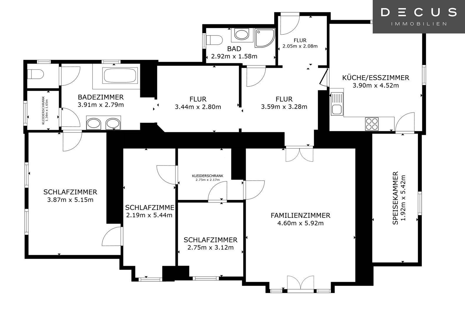 Grundriss des Obergeschosses mit mehreren Schlafzimmern, Bädern und Familienzimmer.