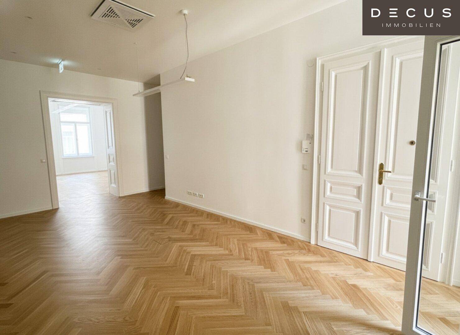 | Herrlich saniertes ALTBAUBÜRO mit kleinem Balkon | GEKÜHLT | Nähe STUBENRING - Widok 4