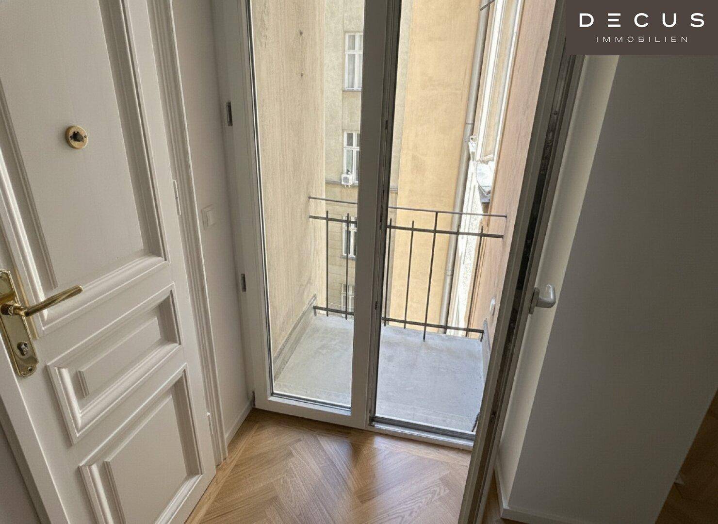 | Herrlich saniertes ALTBAUBÜRO mit kleinem Balkon | GEKÜHLT | Nähe STUBENRING - Widok 3