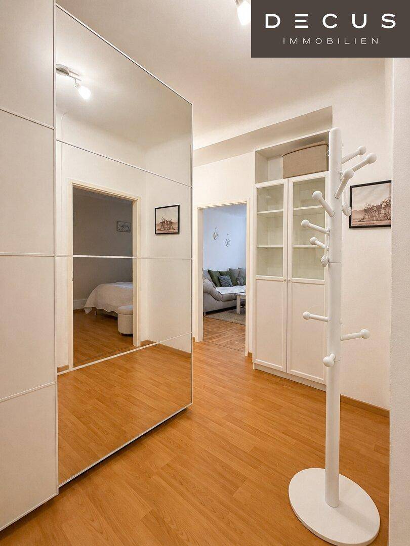 | CHARMANTE 2-ZIMMER-WOHNUNG | BALKON | - Widok 6