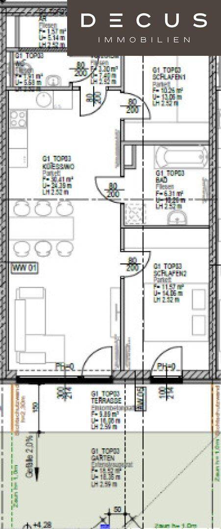 Detaillierter Grundriss einer Wohnung mit offener Küche, Wohnbereich, Schlafzimmern, Bad, Terrasse und Garten.