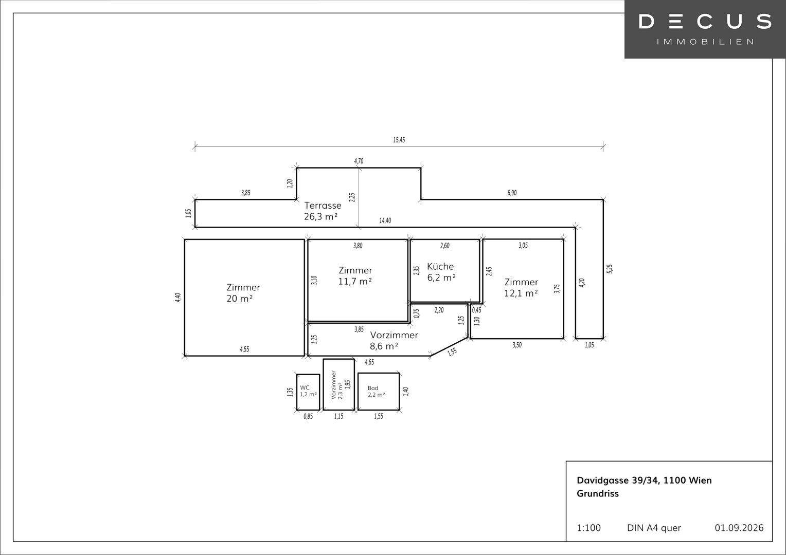 Grundriss einer Wohnung mit mehreren Zimmern, separater Küche, Bad, WC und einer großen Terrasse.
