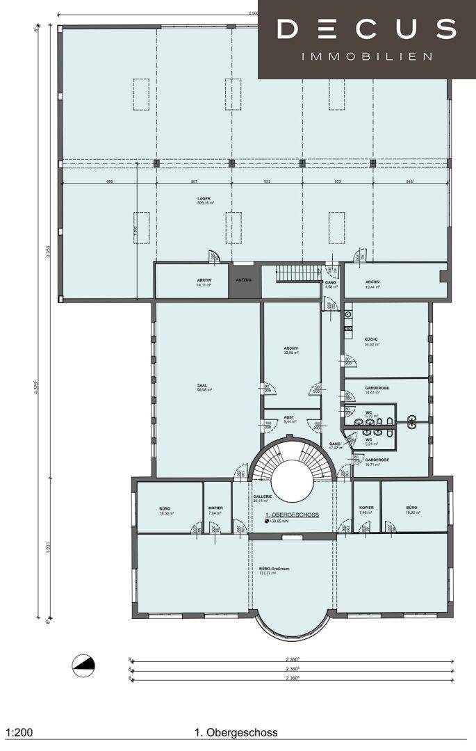 Grundriss des ersten Obergeschosses mit Büros, Archivräumen und einem großen Saal.