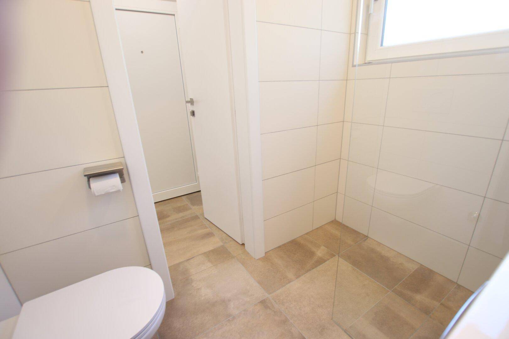 TOP sanierte Wohnung mit Balkon und Parkplatz in Krumpendorf in direkter Seenähe - Provisionsfrei für den Mieter!