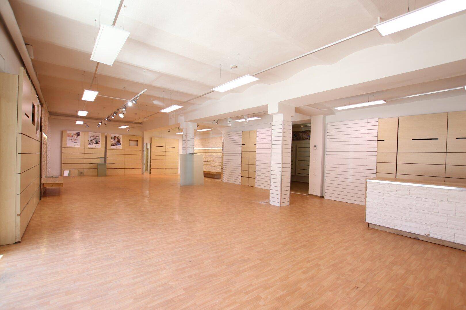 Wohn- und Geschäftshaus mit 550m² im Zentrum von Feldkirchen