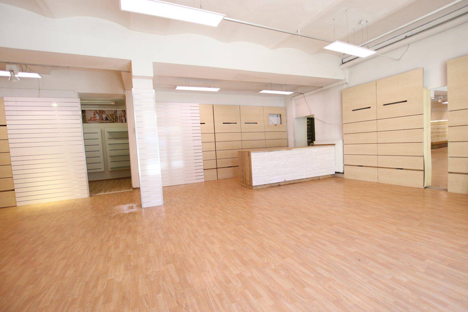Wohn- und Geschäftshaus mit 550m² im Zentrum von Feldkirchen