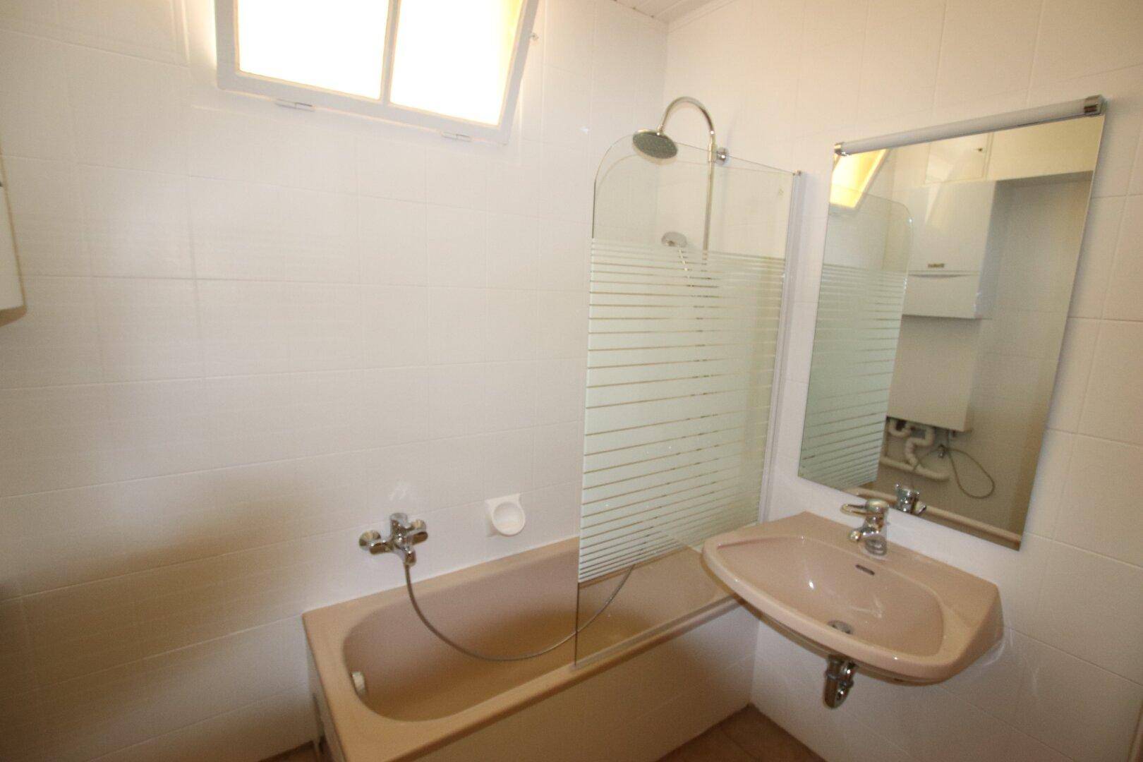 Schöne 2,5 Zi Wohnung 61m² in der City - Mariannengasse