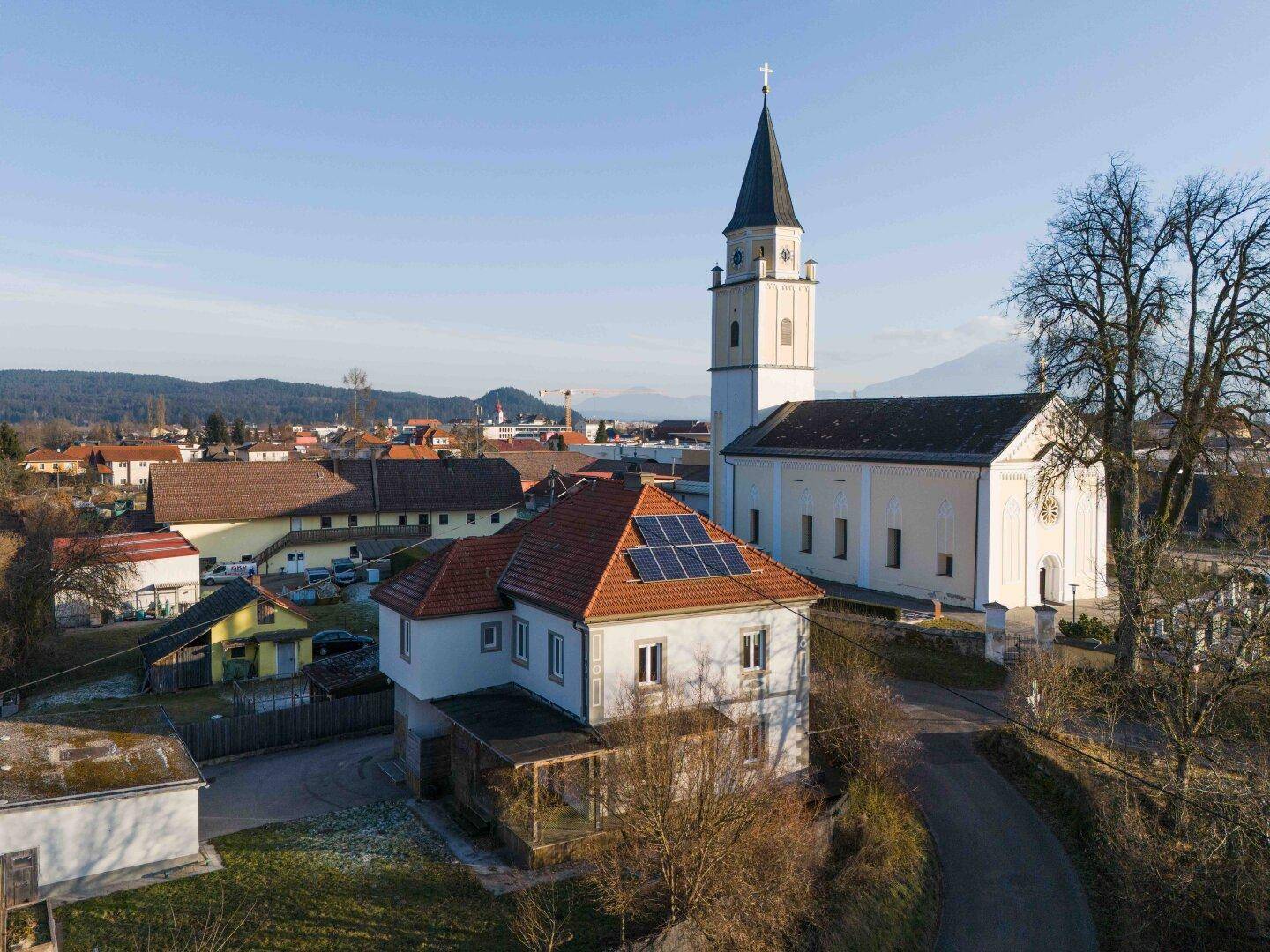 Stilvolle Villa mit 200m² Nfl. plus XXL-Terrassen am Stadtrand Völkermarkt in Superlage