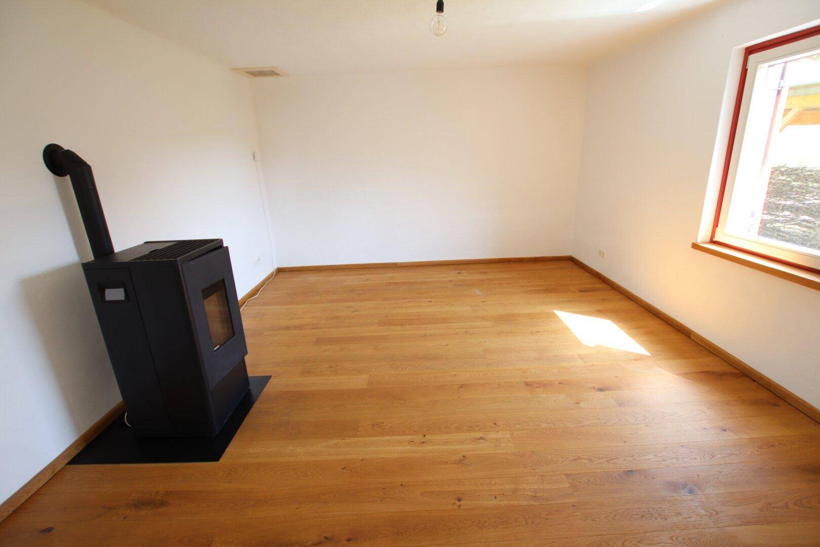 Schönes, kernsaniertes und kleines 80m² Wohnhaus in Maria Saal mit kleinem Grund