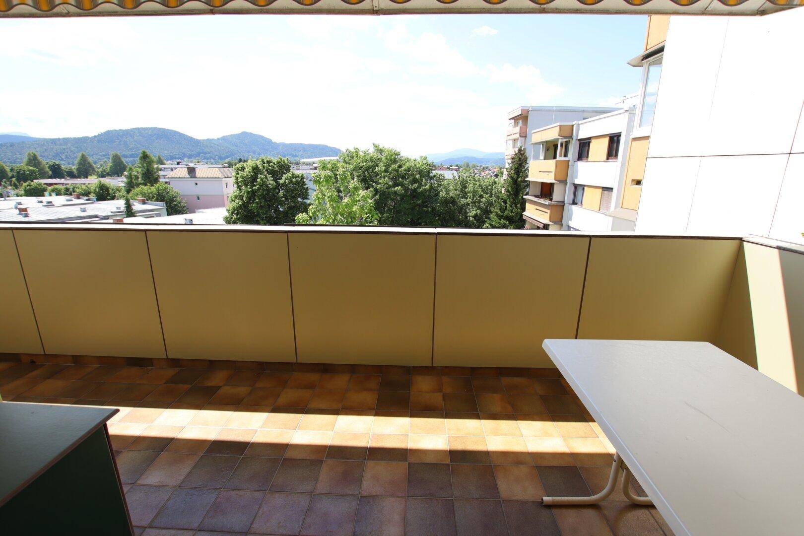 3 Zi Wohnung in Waidmannsdorf in der Lodengasse - Penthouse in Super Aussichtslage
