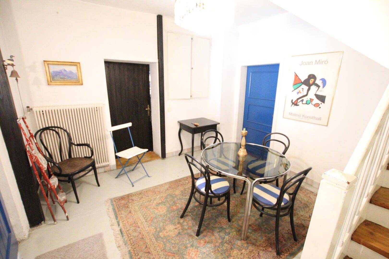 Älteres 200m² Wohnhaus am Waldrand mit 3.528m² Grundstück in Klagenfurt - Quellenstraße