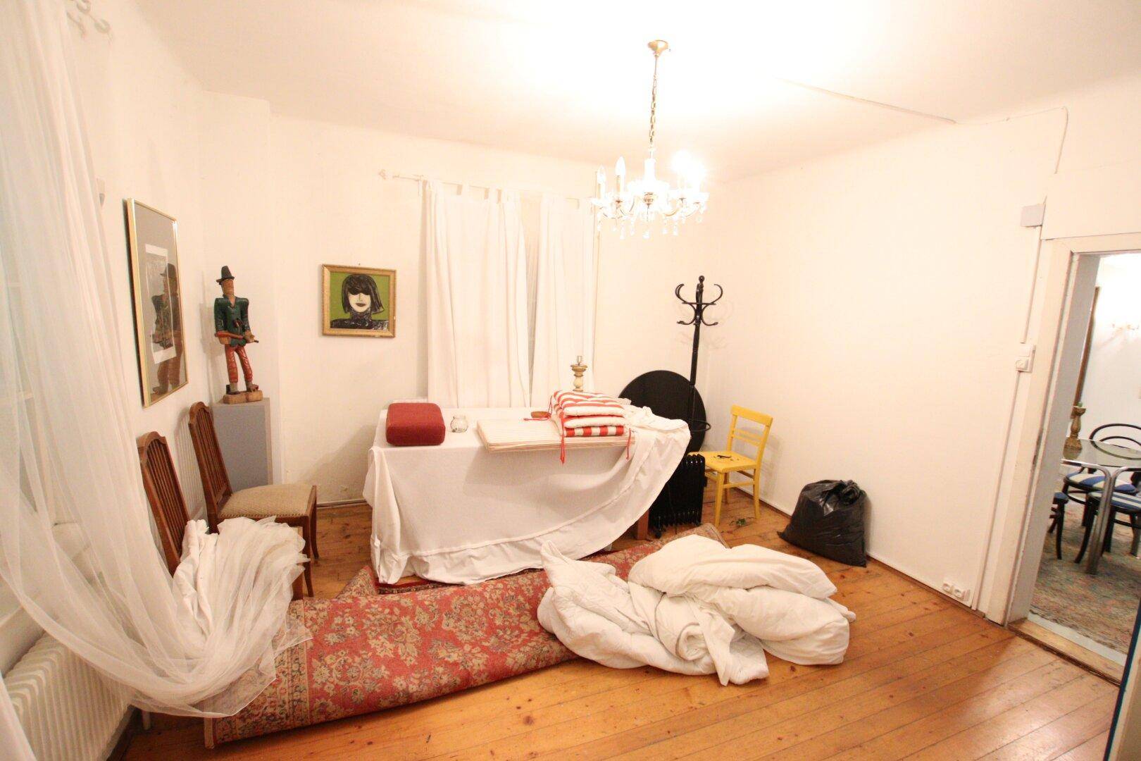 Älteres 200m² Wohnhaus am Waldrand mit 3.528m² Grundstück in Klagenfurt - Quellenstraße