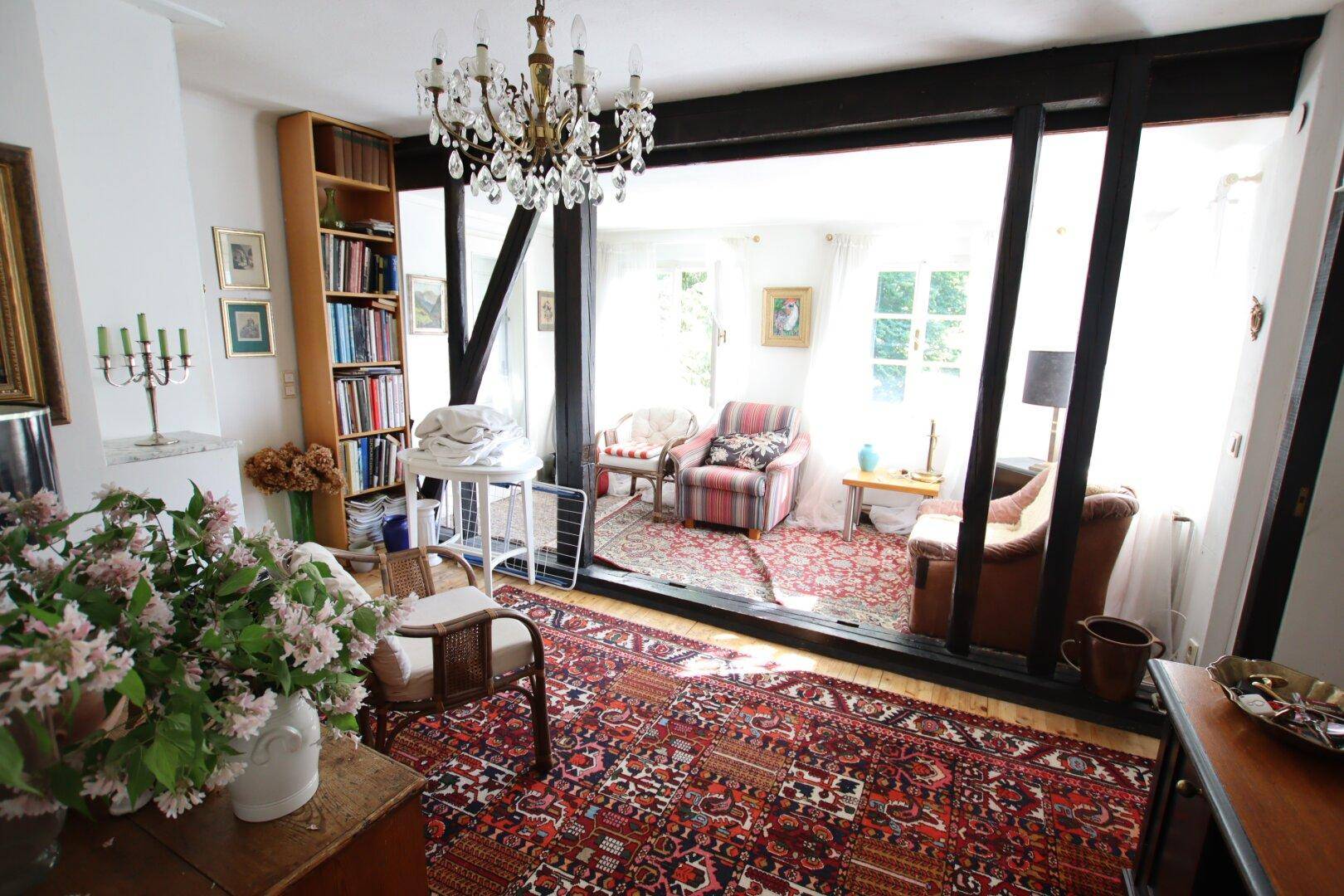 Älteres 200m² Wohnhaus am Waldrand mit 3.528m² Grundstück in Klagenfurt - Quellenstraße