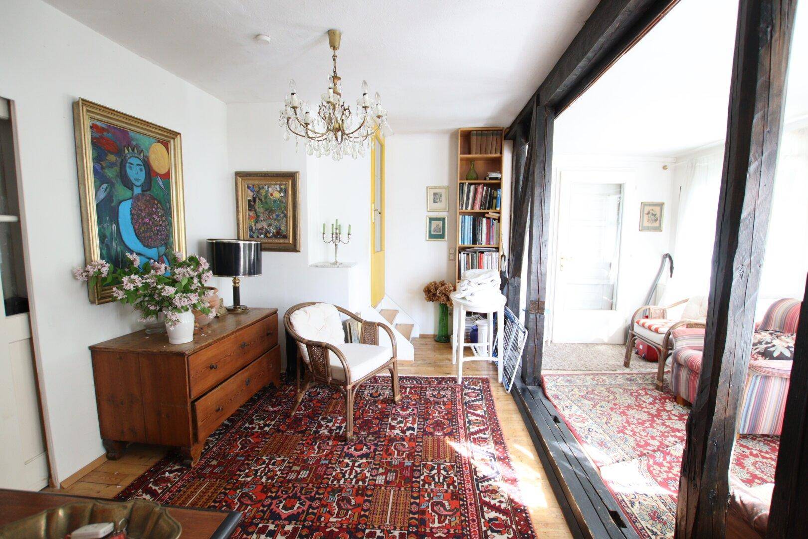 Älteres 200m² Wohnhaus am Waldrand mit 3.528m² Grundstück in Klagenfurt - Quellenstraße
