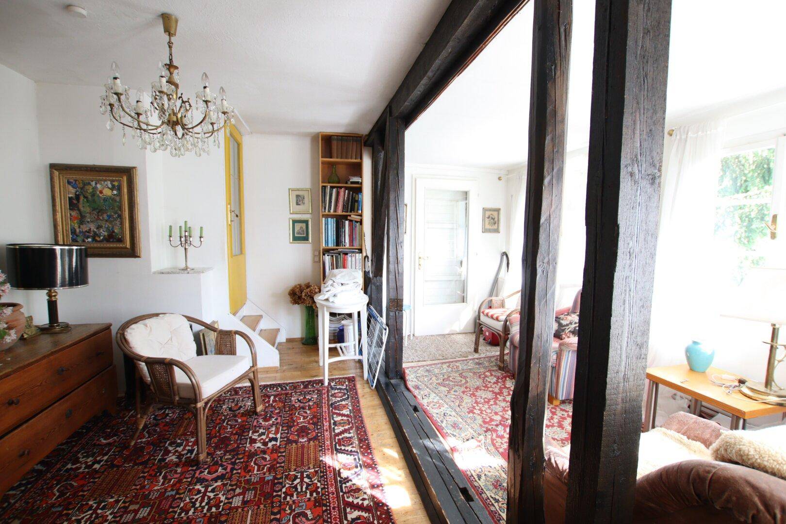 Älteres 200m² Wohnhaus am Waldrand mit 3.528m² Grundstück in Klagenfurt - Quellenstraße