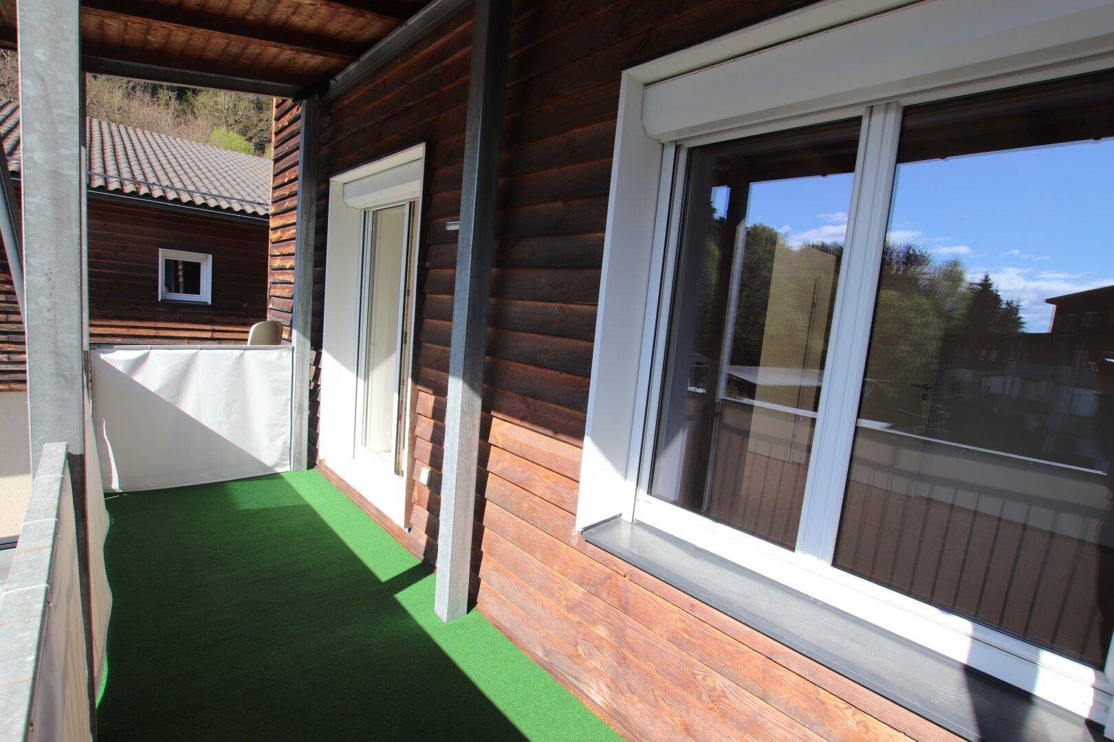 Schöne 62m² - 2 Zi Wohnung mit 2 Balkone und Carportstellplatz in Tessendorf - Waldrand