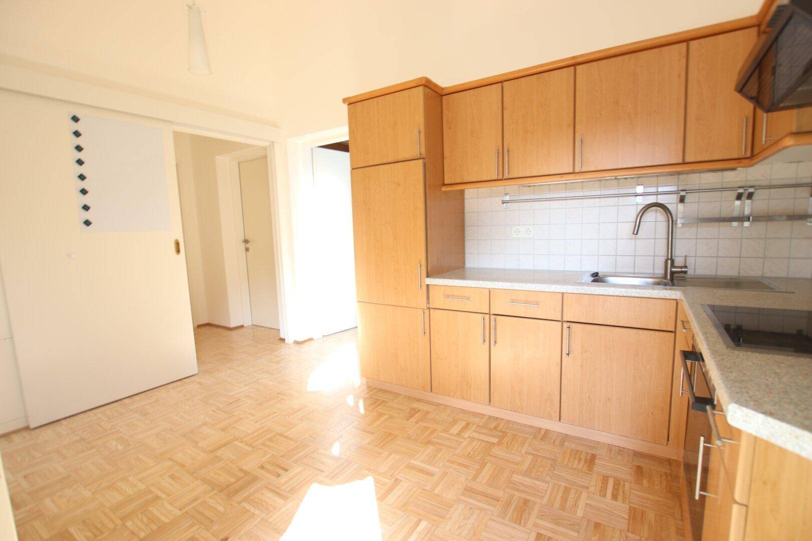 Schöne 62m² - 2 Zi Wohnung mit 2 Balkone und Carportstellplatz in Tessendorf - Waldrand