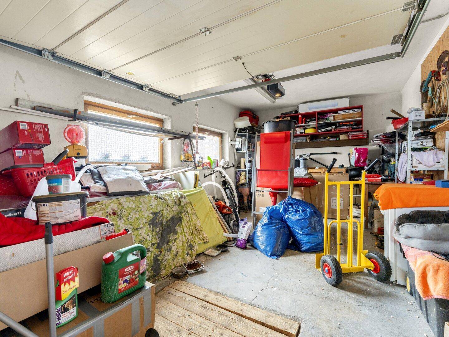 Neu (10.04.): Teilsaniertes 140m² Wohnhaus mit 1.012m² schönem ...