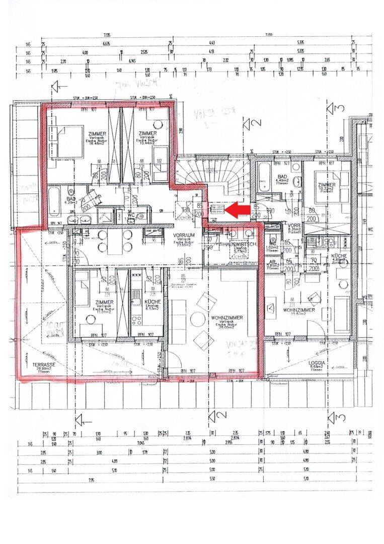 Detaillierter Grundriss der Wohnung mit Terrasse und mehreren Zimmern.