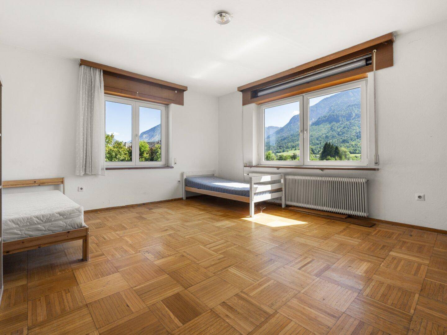 Mehrfamilienwohnhaus mit 400m² mit 2 Wohnungen plus 10 Einzelzimmern Nähe Ratzteich in Kirschentheuer - Ferlach