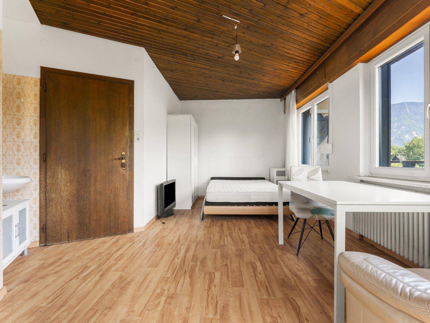 Mehrfamilienwohnhaus mit 400m² mit 2 Wohnungen plus 10 Einzelzimmern Nähe Ratzteich in Kirschentheuer - Ferlach