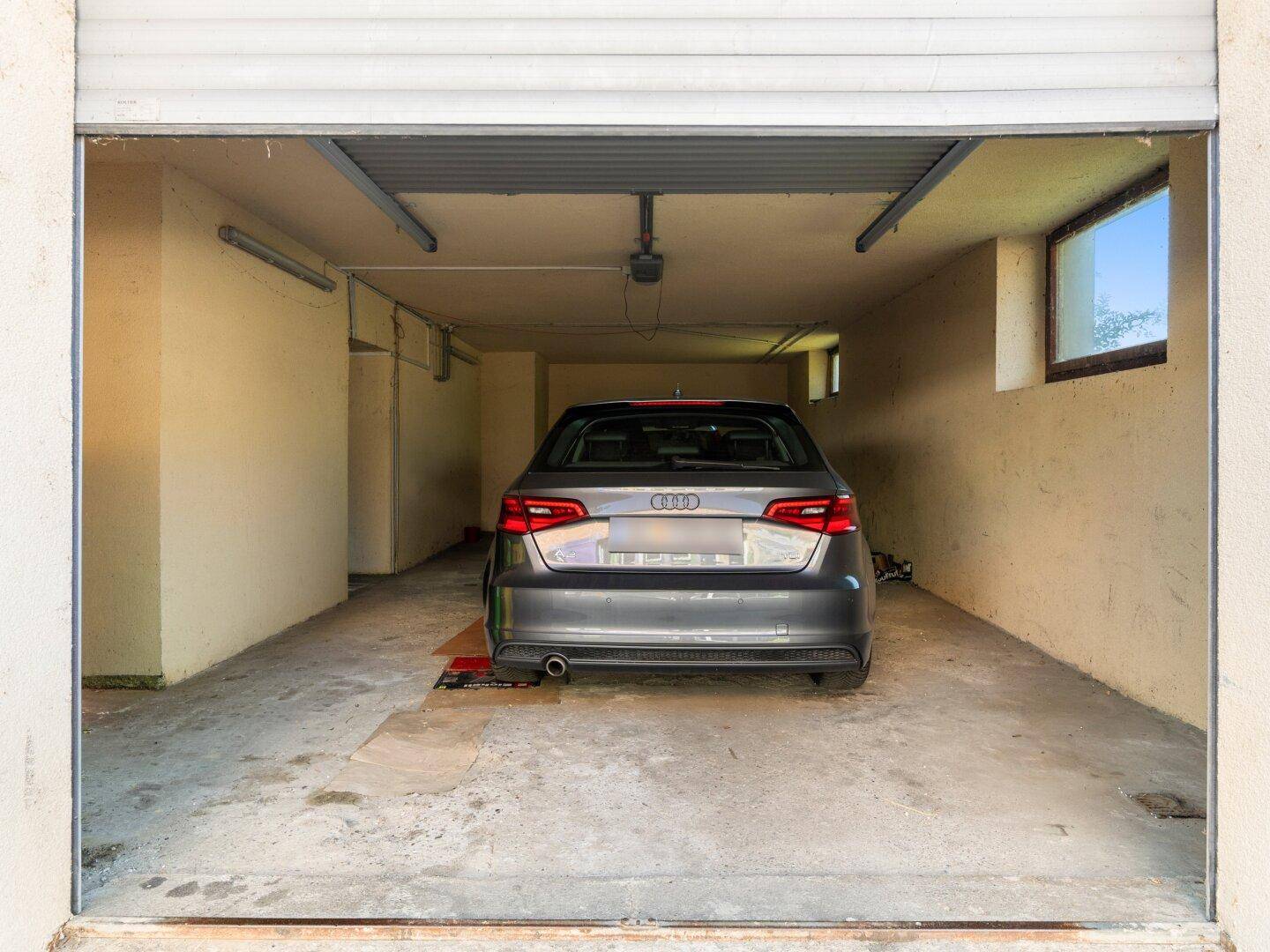 Mehrfamilienwohnhaus mit 400m² mit 2 Wohnungen plus 10 Einzelzimmern Nähe Ratzteich in Kirschentheuer - Ferlach