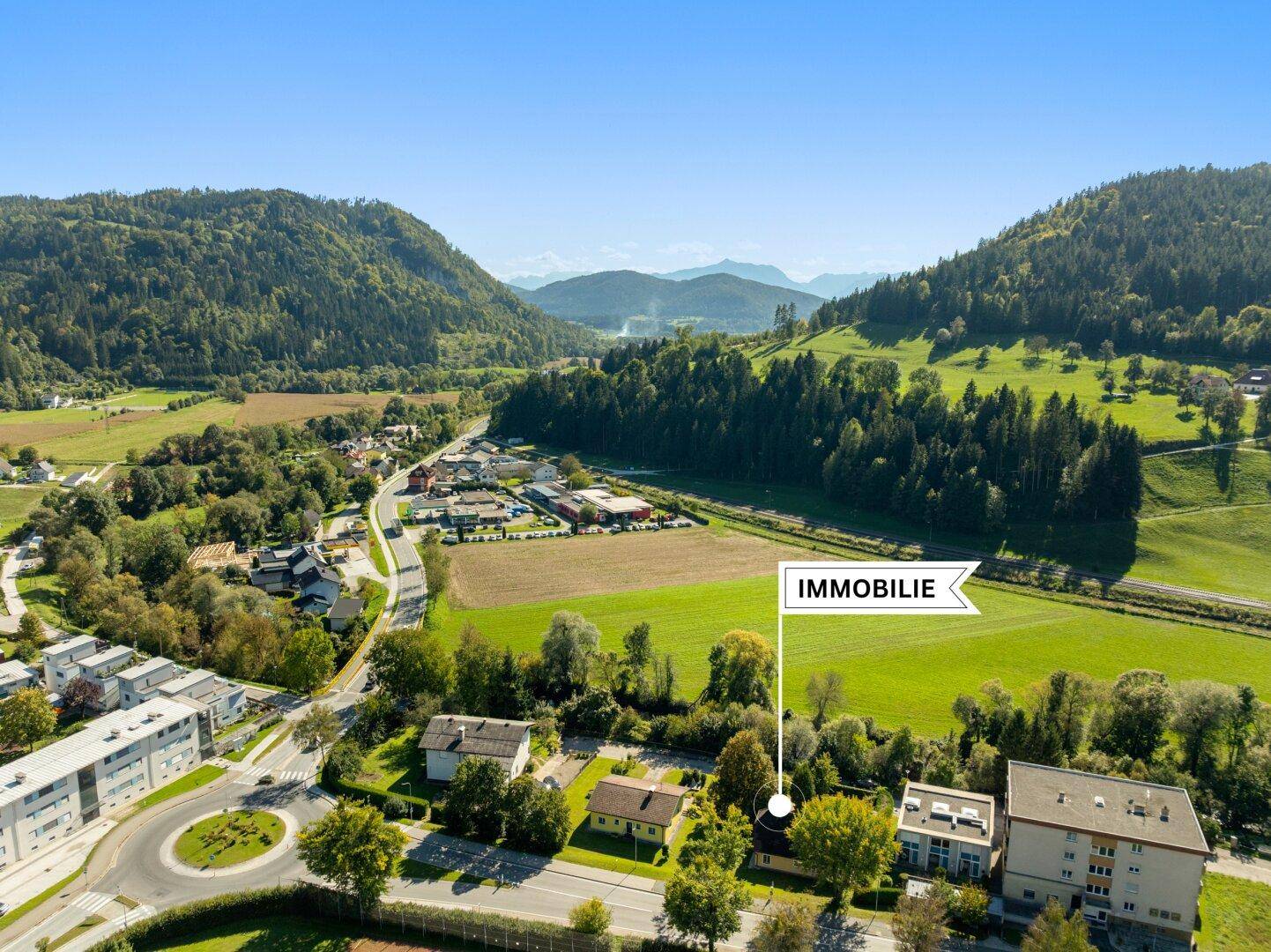 Älteres nettes 150m² Einfamilienwohnhaus mit Doppelcarport in Brückl - Super Infrastruktur