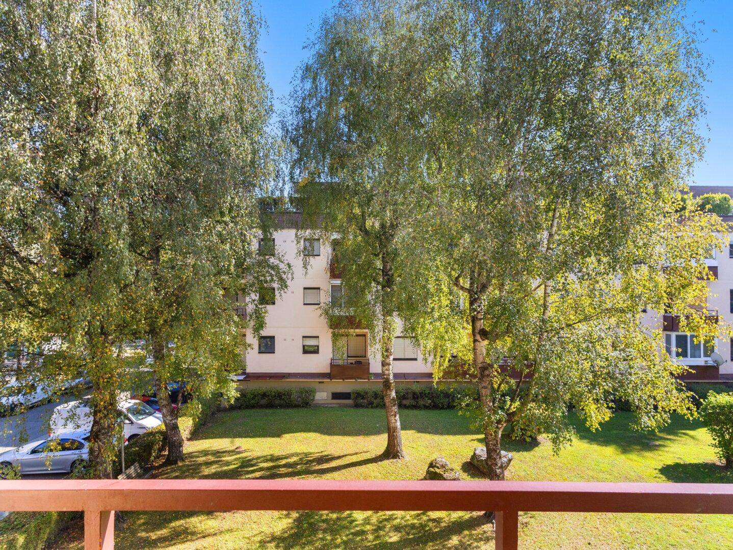 Schöne 38m² Garconniere mit Loggia und Garage am Neptunweg - Nähe Uni- und Wörthersee