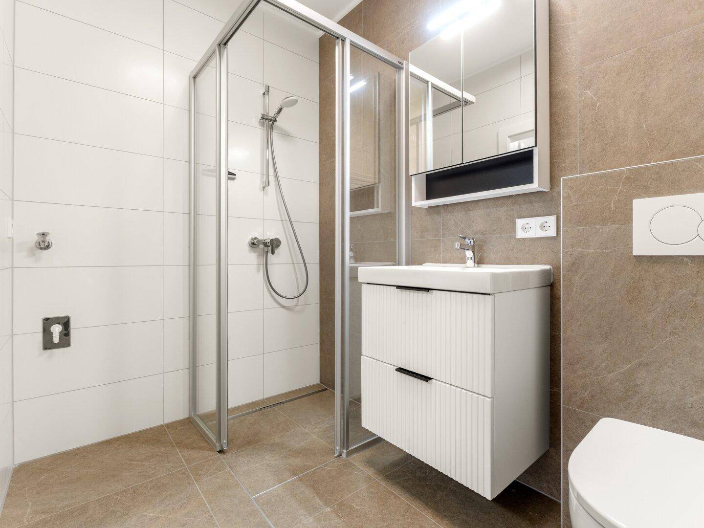 Traumhafte, kernsanierte und barrierefreie 1,5 Zimmer Wohnung Nähe City Arkaden - Dr.-Franz-Palla-Gasse